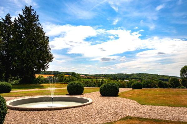 Vue du parc du château de Vauchelles